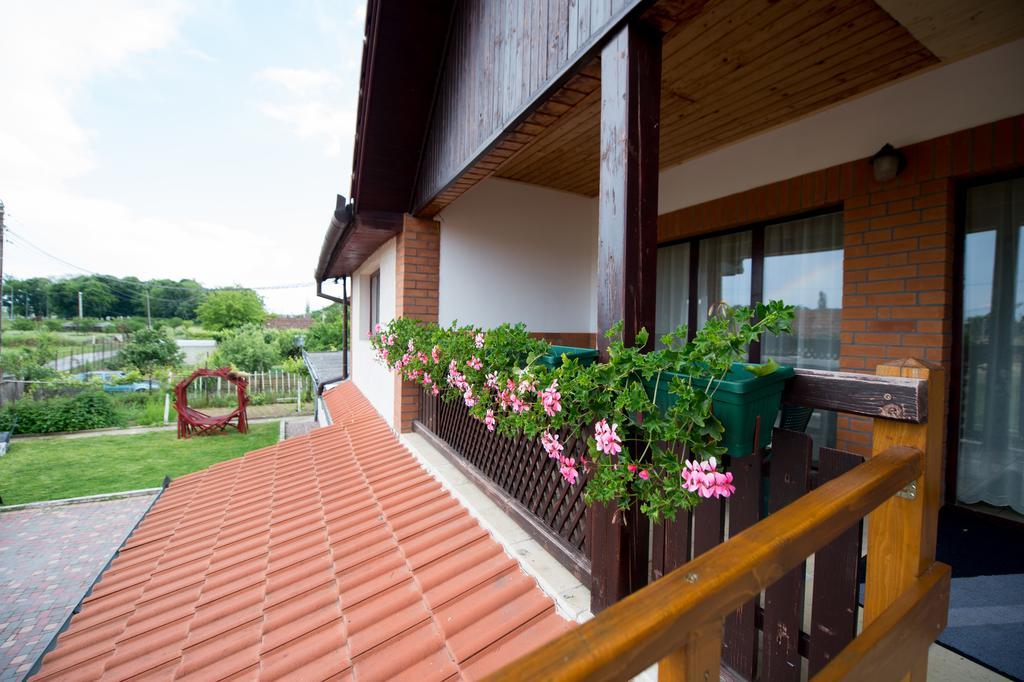 Hotel Casa Paveios Oradea Exterior foto